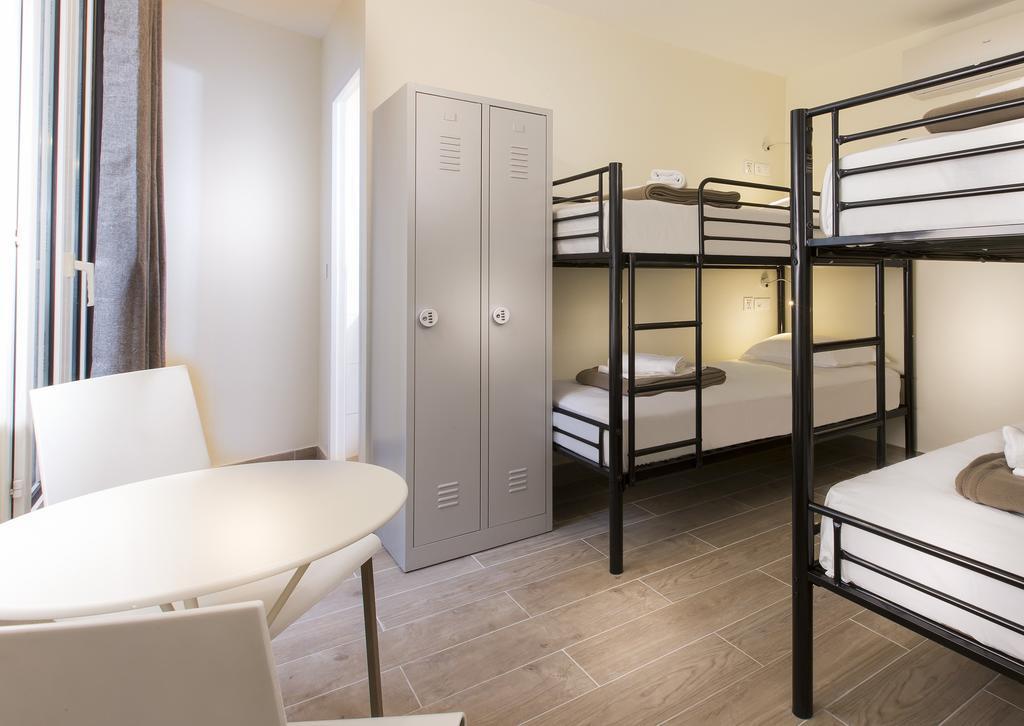 Hostel Enjoy Parijs